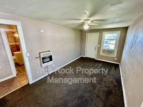 204 E 2nd in Ada, OK - Building Photo - Building Photo