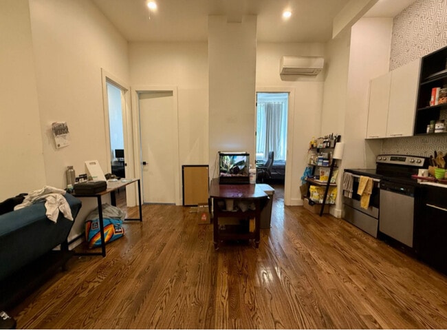 315 Bushwick Ave in Brooklyn, NY - Building Photo - Building Photo