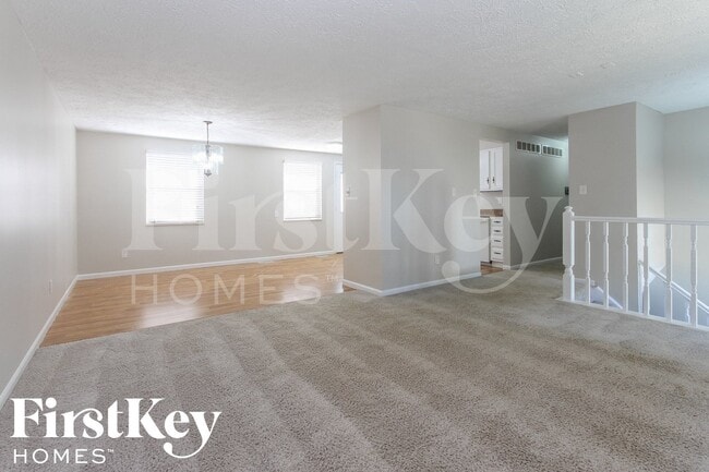 1273 W Stillwater Ln in Greenwood, IN - Building Photo - Building Photo