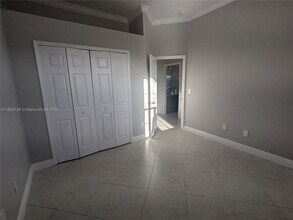 14967 NW 91st Ct in Hialeah, FL - Building Photo - Building Photo