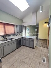 1607 Putnam St in Richland, WA - Building Photo - Building Photo