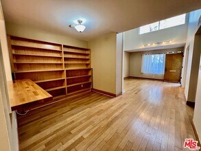 4805 Maytime Ln in Culver City, CA - Building Photo - Building Photo