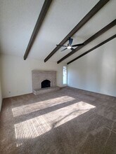 4593 N Emerson Ave in Fresno, CA - Building Photo - Building Photo