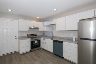 157 Polar Rock Dr SW in Atlanta, GA - Building Photo - Building Photo