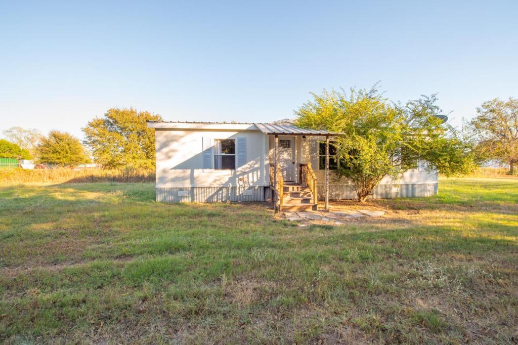 186 Avenue E in Somerville, TX - Building Photo