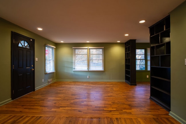 2063 Delano Dr NE in Atlanta, GA - Building Photo - Building Photo