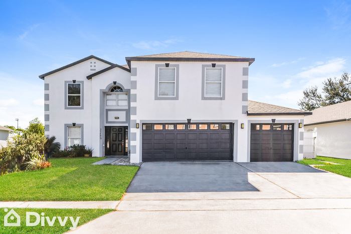 5289 Sunset Canyon Dr in Kissimmee, FL - Foto de edificio