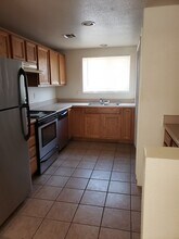 814 E Lester St, Unit 2 in Tucson, AZ - Building Photo - Building Photo