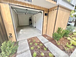 1719 17th Ave in Seattle, WA - Building Photo - Building Photo