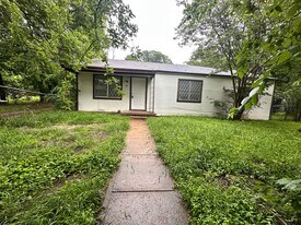 705 Sissom Rd in Killeen, TX - Building Photo