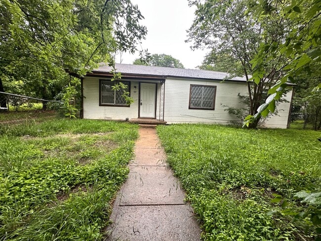 property at 705 Sissom Rd
