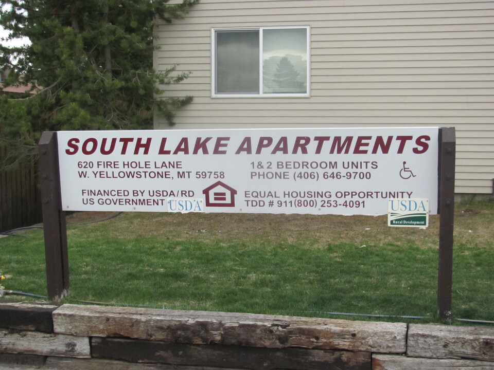 South Lake Apartments in West Yellowstone, MT - Building Photo