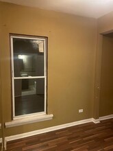 7208 S South Chicago Ave in Chicago, IL - Foto de edificio - Building Photo