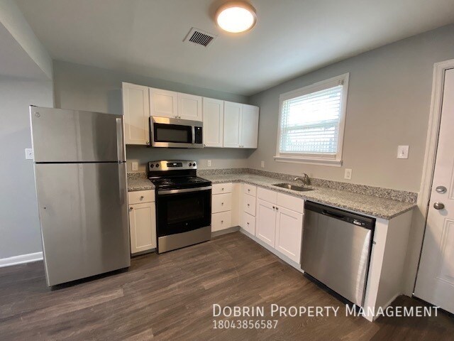 1810 Thomas St in Richmond, VA - Building Photo