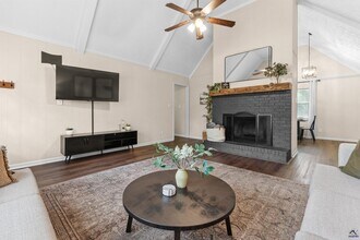 1100 Kenwood Dr in Perry, GA - Building Photo - Building Photo