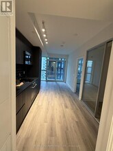 110 Broadway Ave in Toronto, ON - Building Photo - Building Photo