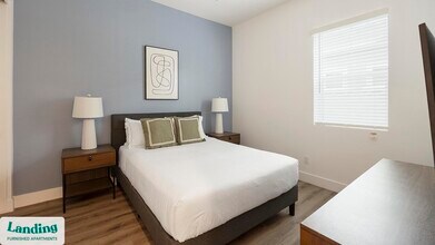 8200 W Encanto Blvd, Unit 9 in Phoenix, AZ - Building Photo - Building Photo