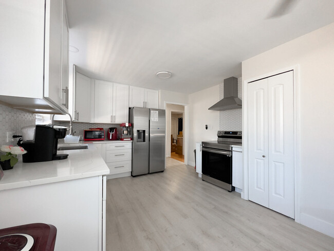 2728 N 75th Ave, Unit G01C