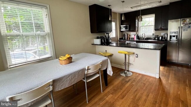 5601 Wyngate Dr in Bethesda, MD - Building Photo - Building Photo
