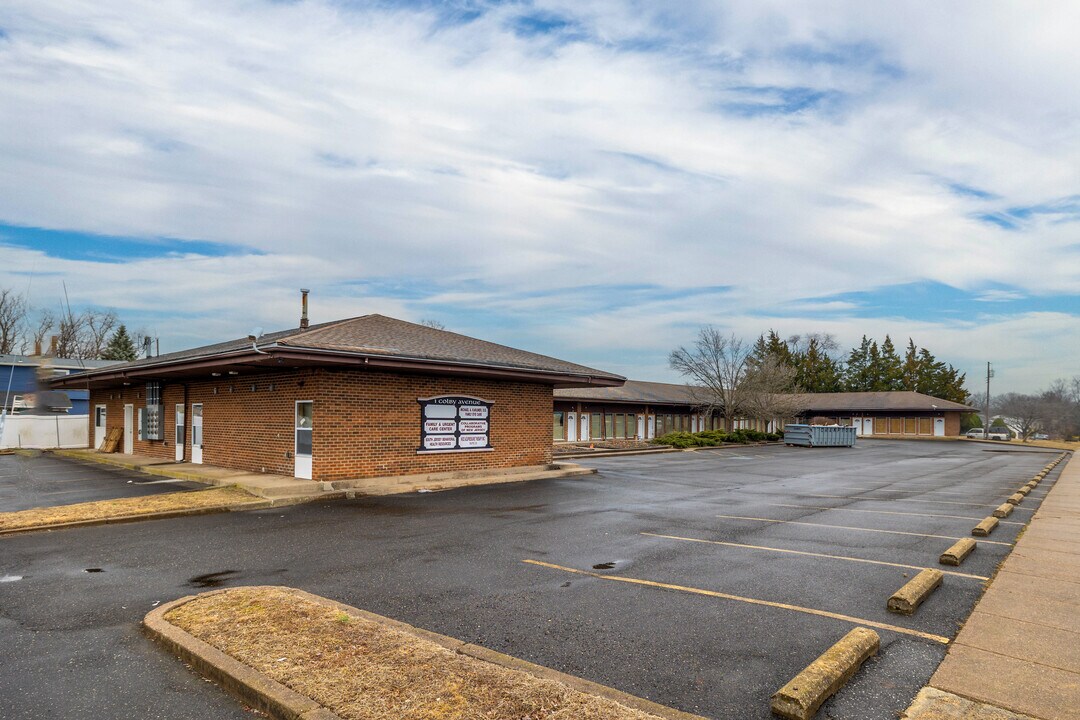 1 Colby Ave in Stratford, NJ - Building Photo