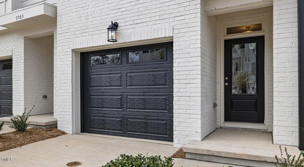 3709 Nova Star Ln, Unit 303 in Raleigh, NC - Building Photo