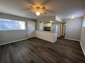 1849 Richmond Ave. in Houston, TX - Building Photo