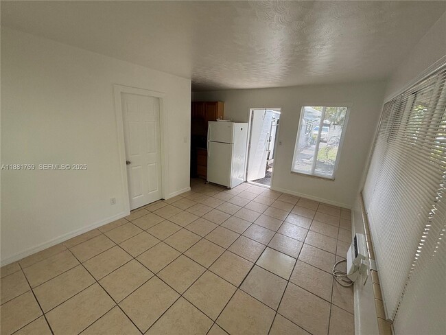 property at 1211 NE 6th St