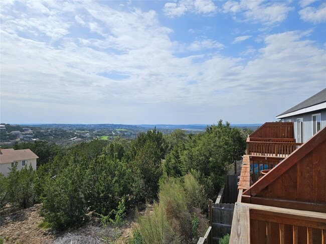 property at 5911 Lago Vista Way