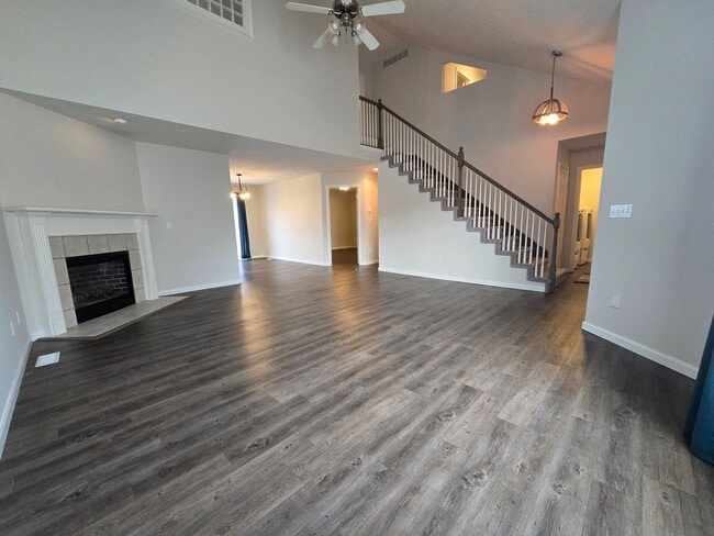 460 Beechwood Ct in Normal, IL - Building Photo - Building Photo