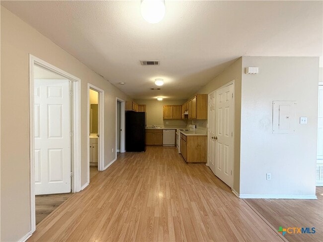 898 Advance St in San Marcos, TX - Building Photo - Building Photo