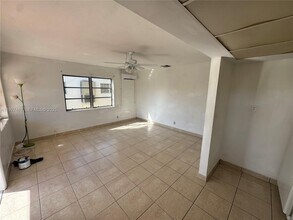 1427 NE 56th St in Fort Lauderdale, FL - Building Photo - Building Photo