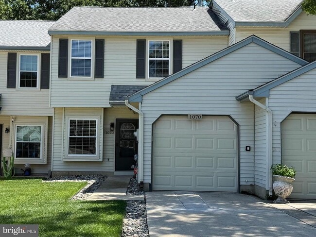 property at 1070 Baywood Dr