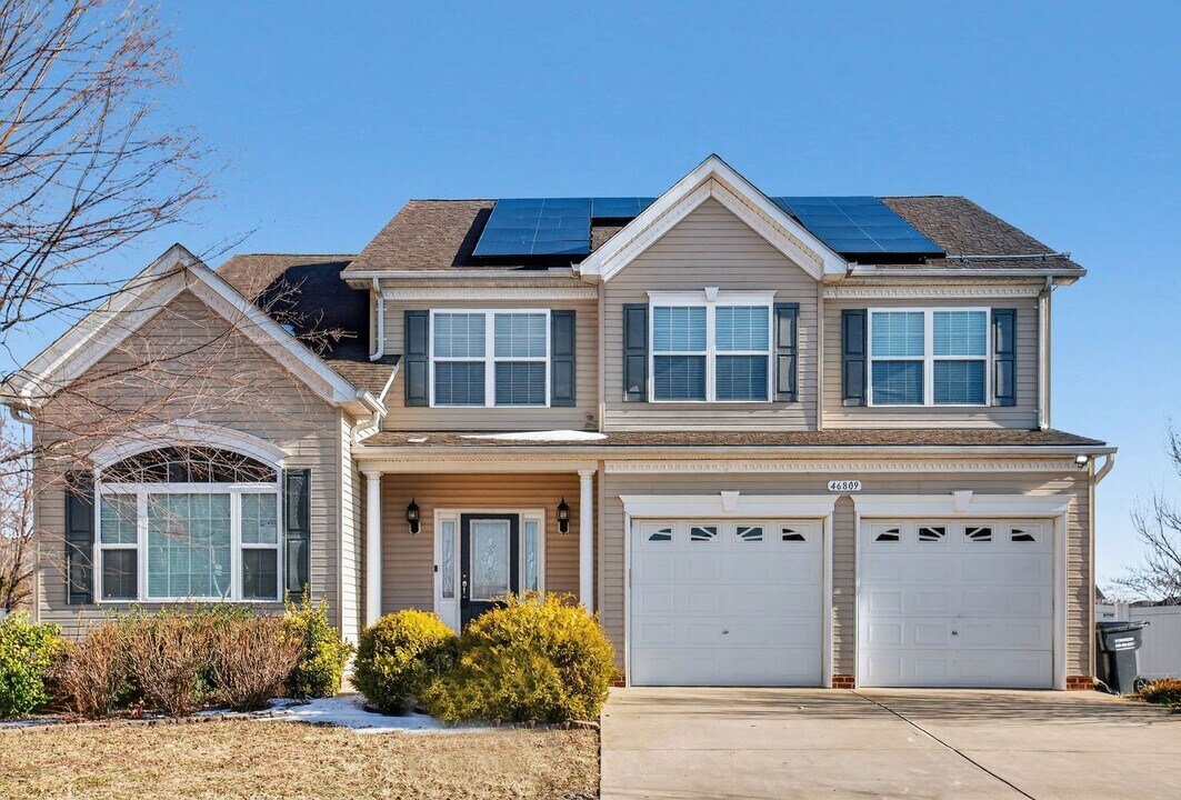 46809 Shelton Dr in Lexington Park, MD - Building Photo
