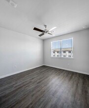 9219 Vista W Dr in San Antonio, TX - Building Photo - Building Photo