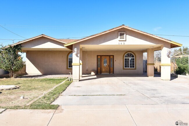 143 S Sunset Ave in Somerton, AZ - Building Photo - Building Photo