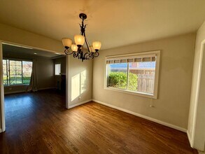 3100 Linden Ave in Bakersfield, CA - Building Photo - Building Photo