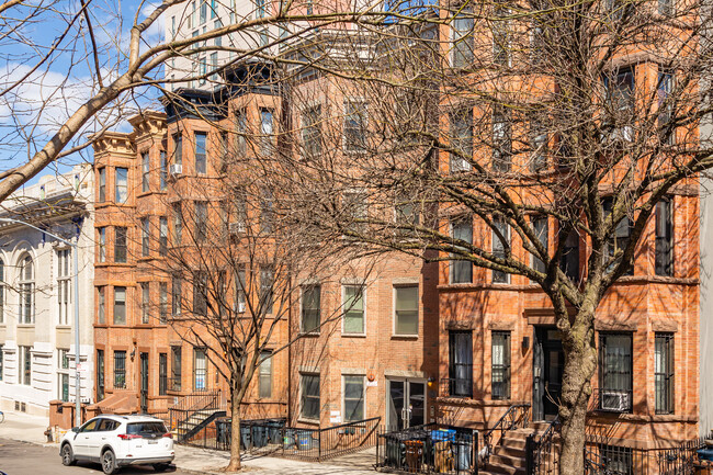 597 President St in Brooklyn, NY - Foto de edificio - Building Photo