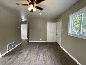 1722 S Warren St in South Bend, IN - Building Photo - Building Photo