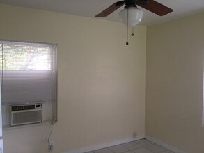 632 NE 7th Ave, Unit 3 in Fort Lauderdale, FL - Building Photo - Building Photo