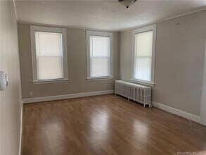 112 Townsend Ave in New Haven, CT - Building Photo - Building Photo