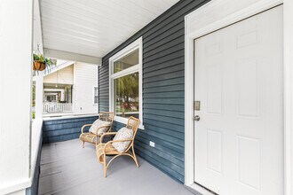 295 Euclid St, Unit SI ID1032310P in Mount Clemens, MI - Foto de edificio - Building Photo