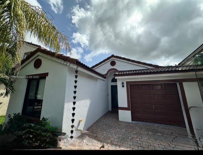 property at 1537 SE 20th Terrace