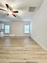 413 S Davis St in Dallas, NC - Building Photo - Building Photo