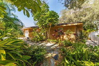 3228 1st Ave W in Bradenton, FL - Building Photo - Building Photo