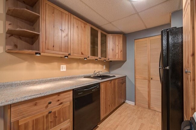 1560 Douglas Ave in North Providence, RI - Building Photo - Building Photo