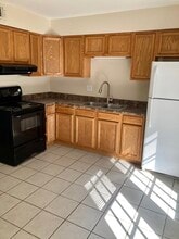 337 McCaughan Ave in Long Beach, MS - Building Photo - Building Photo
