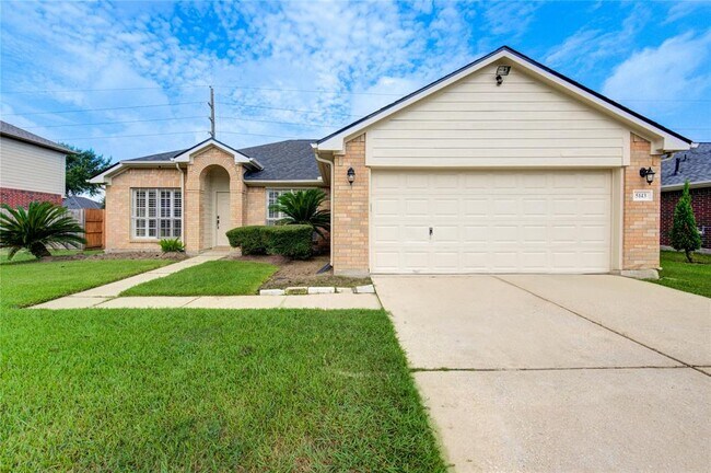 5143 W Harrow Dr in Houston, TX - Building Photo - Building Photo