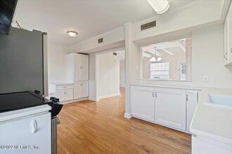 842 Cedar St in Jacksonville, FL - Building Photo - Building Photo