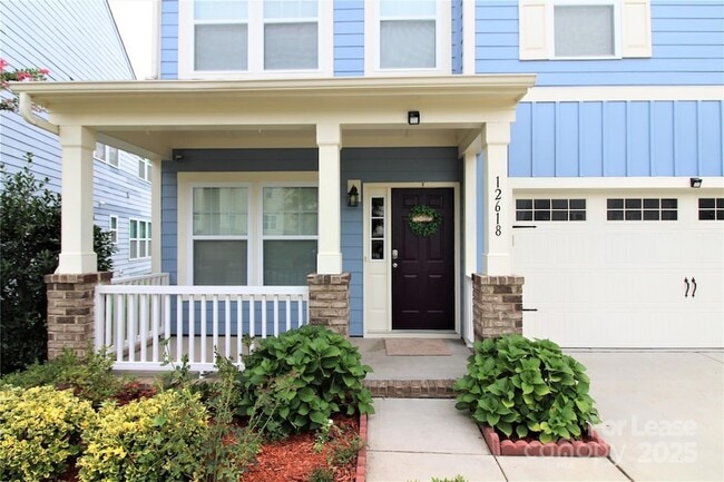 12618 Ballyliffin Dr in Pineville, NC - Building Photo - Building Photo