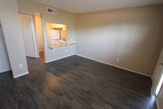 9230 N 6th St-Unit -9 in Phoenix, AZ - Building Photo - Building Photo